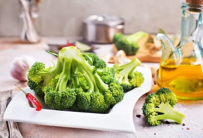 Alimentation et testostérone : zoom sur les légumes crucifères