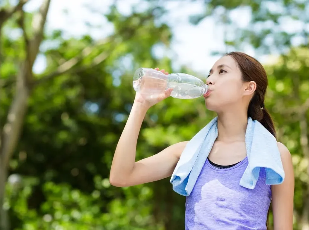 Importance de l'hydratation dans le cadre d'un jeûne intermittent