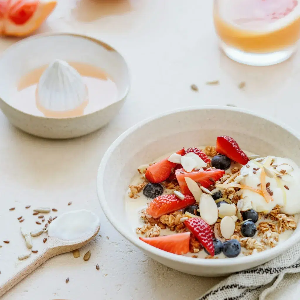 Petit-déjeuner riche en fer : muesli aux flocons d'avoine et aux baies